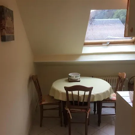 F2 Au Dernier Etage, Hyper Centre Mont-dore, A 50m Des Thermes, Ascenseur, Ideal Cure - Fr-1-415-83 Apartment *